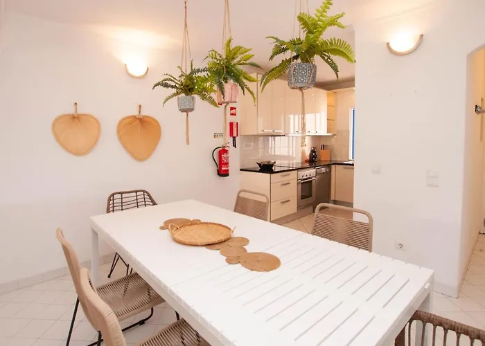 Windmill By Ocvillas * アルブフェイラ